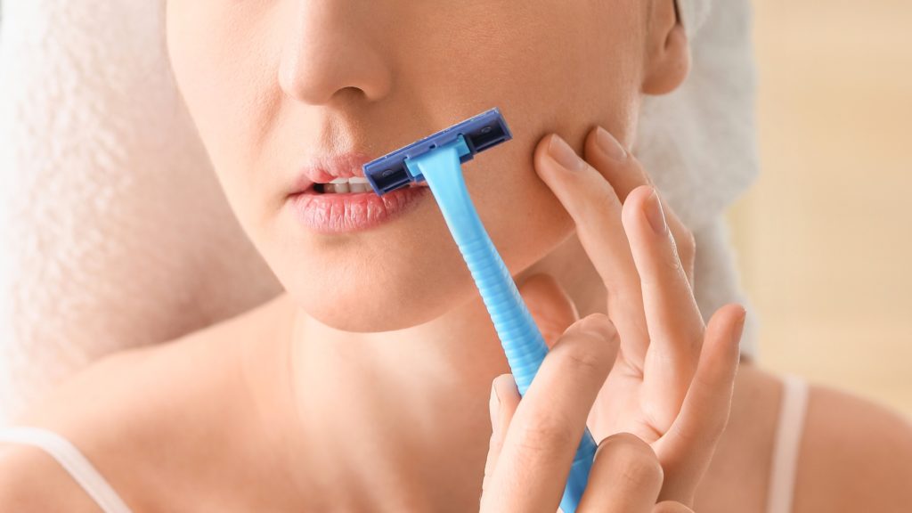 face-shaving-sarah's-quest